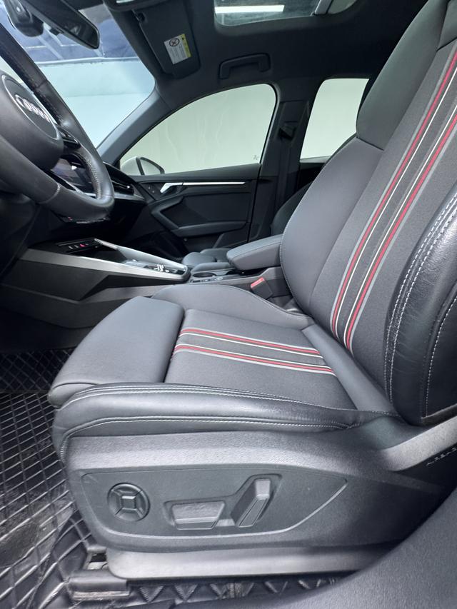 Audi A3 2022, фото 17