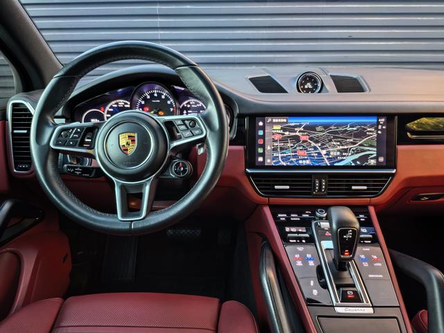 Porsche Cayenne E-Hybrid 2021, фото 9