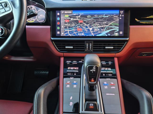 Porsche Cayenne E-Hybrid 2021, фото 10