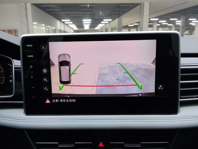 Volkswagen Tiguan 2023, фото 15