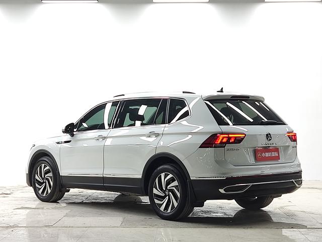 Volkswagen Tiguan 2023, фото 6