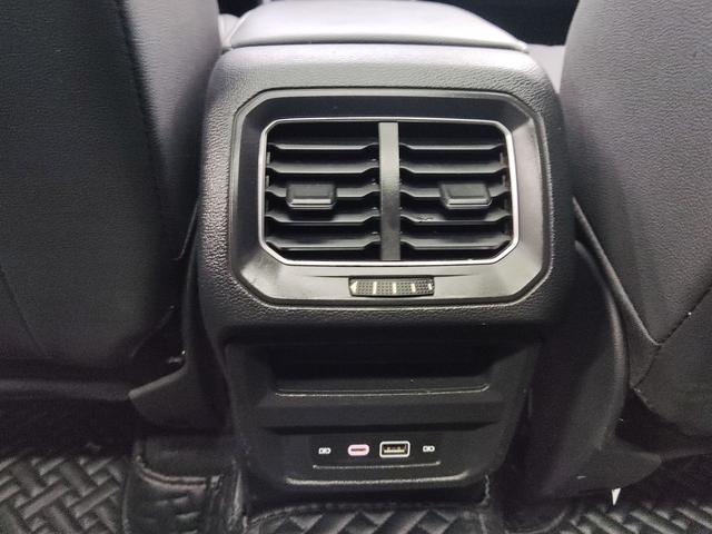 Volkswagen Tiguan 2023, фото 13
