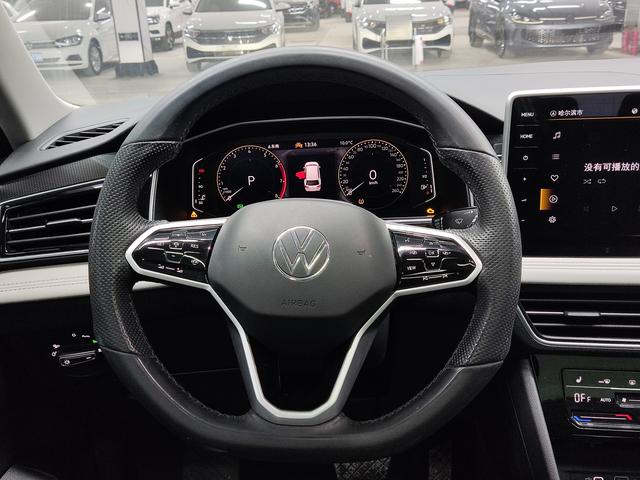 Volkswagen Tiguan 2023, фото 14