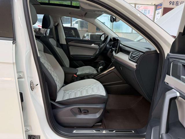 Volkswagen Tayron 2023, фото 15