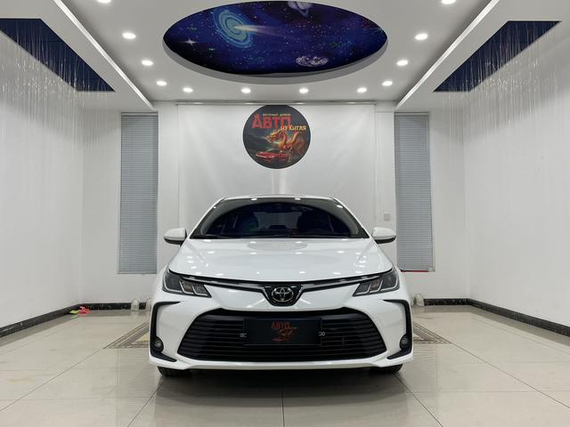 Toyota Corolla 2022, фото 2