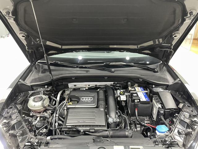 Audi Q2L 2022, фото 17