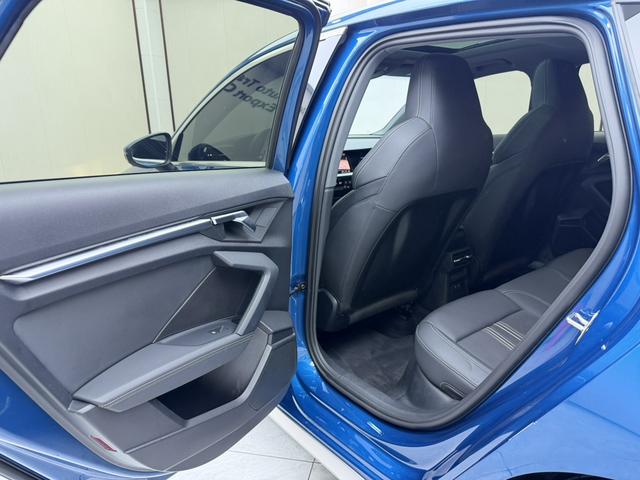 Audi A3 2023, фото 16