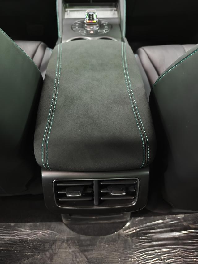 BYD Seal 2025, фото 15