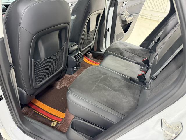 Audi Q3 2022, фото 15