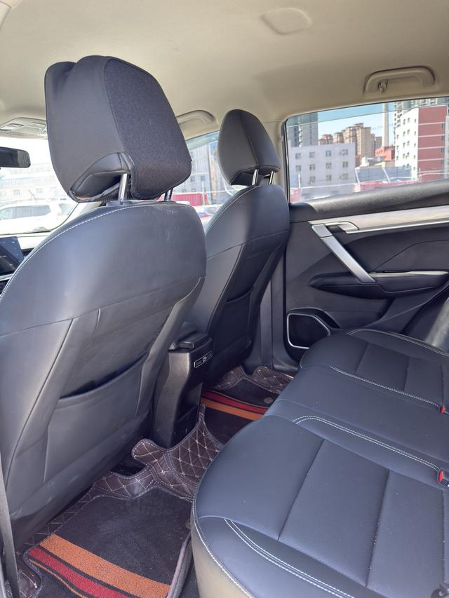 Geely Binyue 2025, фото 6