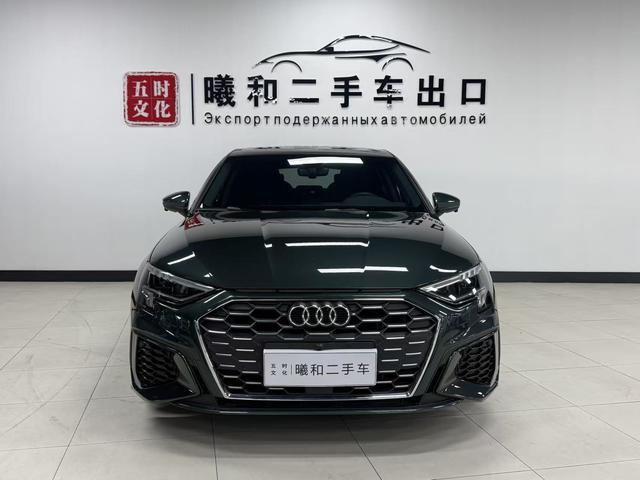Audi A3 2023, фото 2