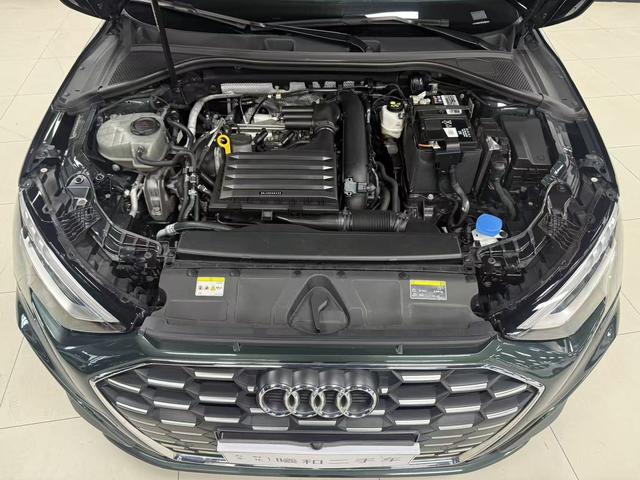 Audi A3 2023, фото 8