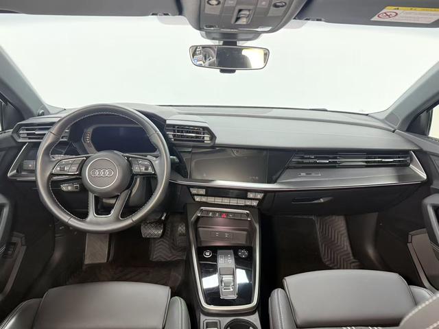 Audi A3 2023, фото 11