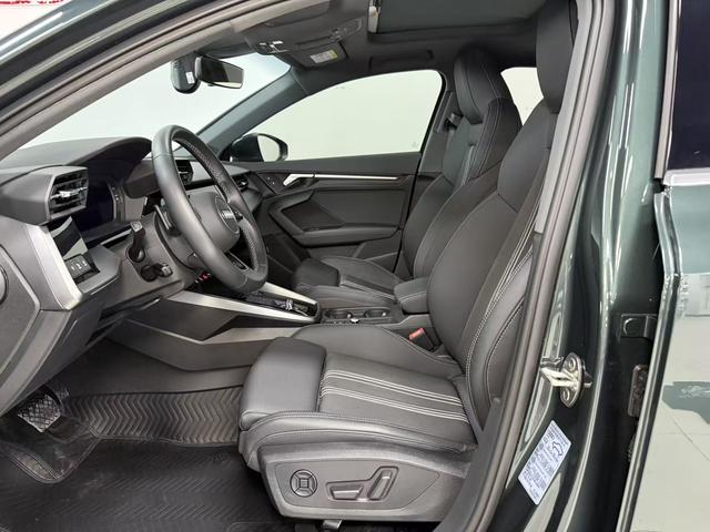 Audi A3 2023, фото 12