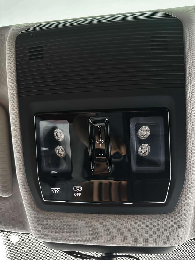 Skoda Octavia 2021, фото 17