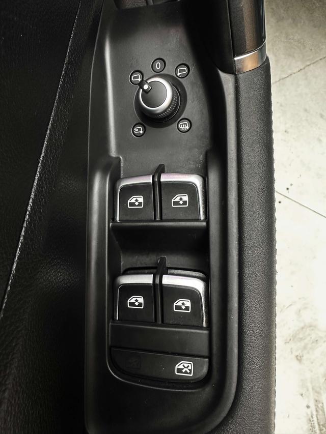 Audi Q2L 2022, фото 16