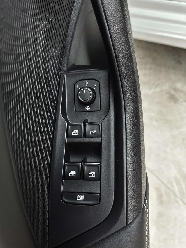 Skoda Octavia 2023, фото 16