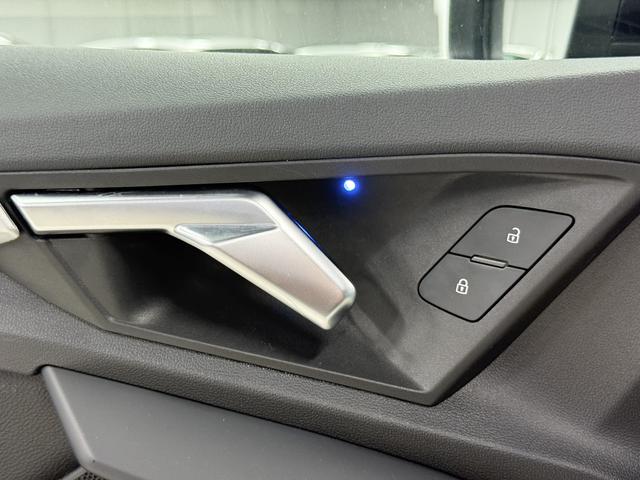 Audi A3 2022, фото 15
