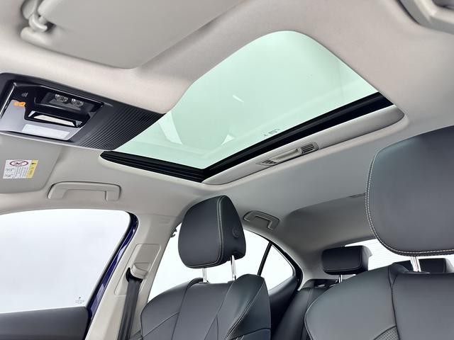 Skoda Octavia 2021, фото 14