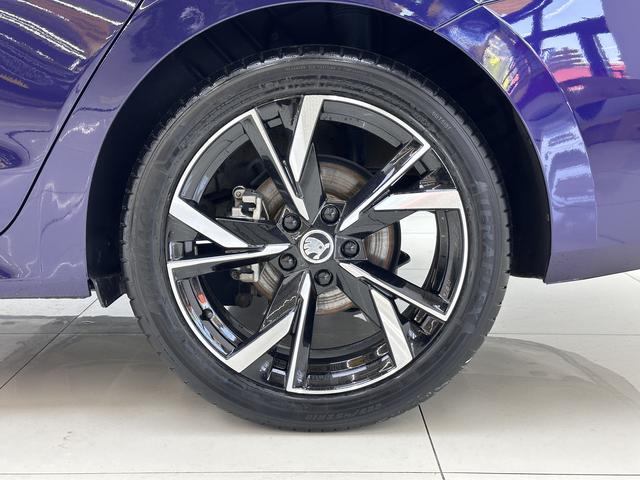 Skoda Octavia 2021, фото 16