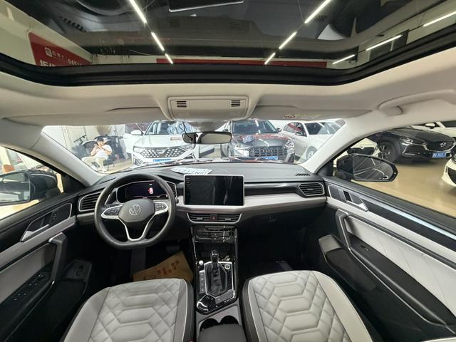 Volkswagen Tayron 2023, фото 6