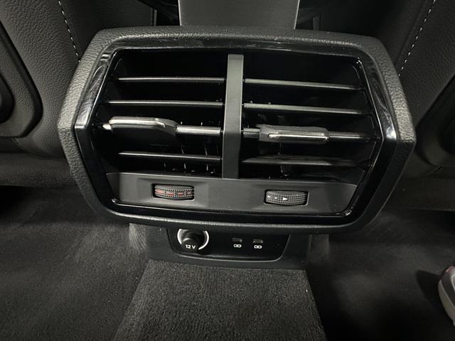 Audi Q3 2022, фото 16