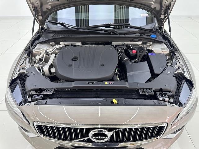 Volvo S60 2022, фото 17