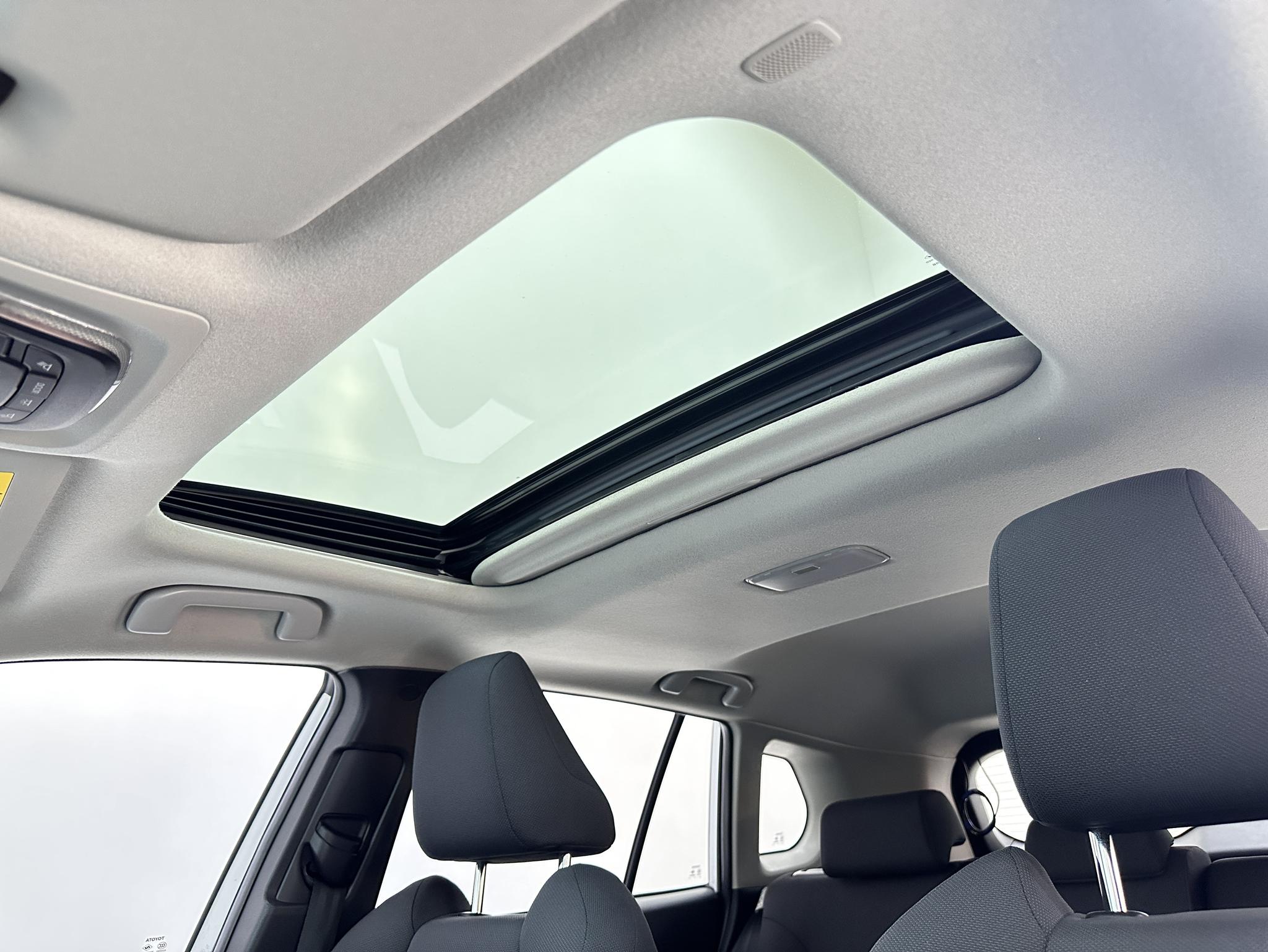 Toyota RAV4 2023, фото 14