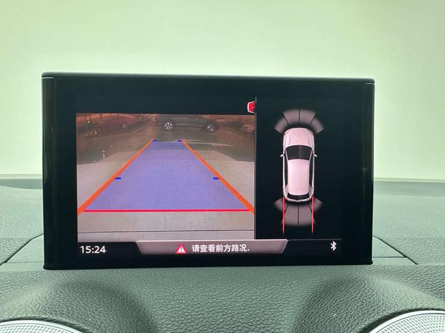 Audi Q2L 2022, фото 14