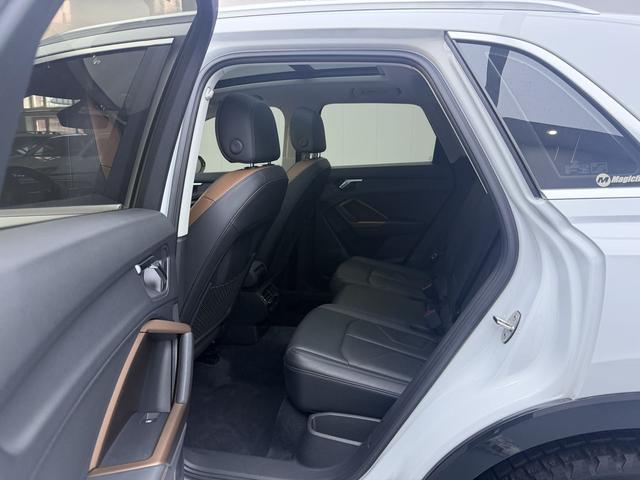 Audi Q3 2021, фото 9