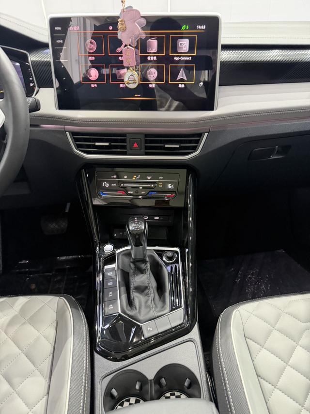 Volkswagen Tayron 2023, фото 11