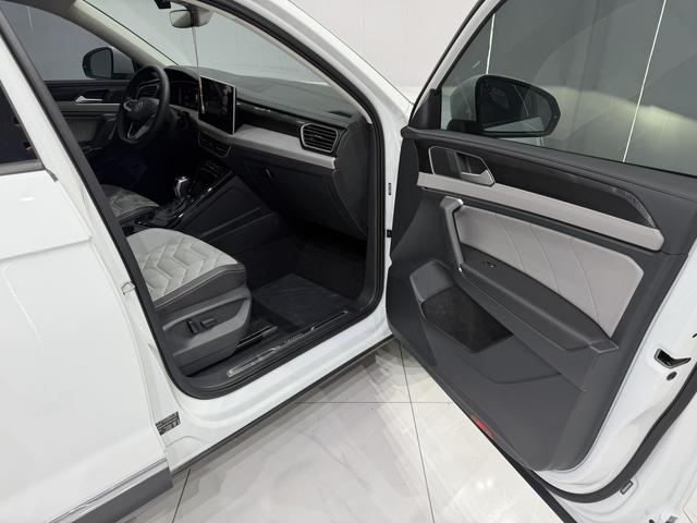 Volkswagen Tayron 2023, фото 16
