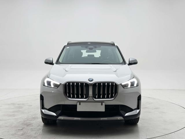 BMW X1 2023, фото 2