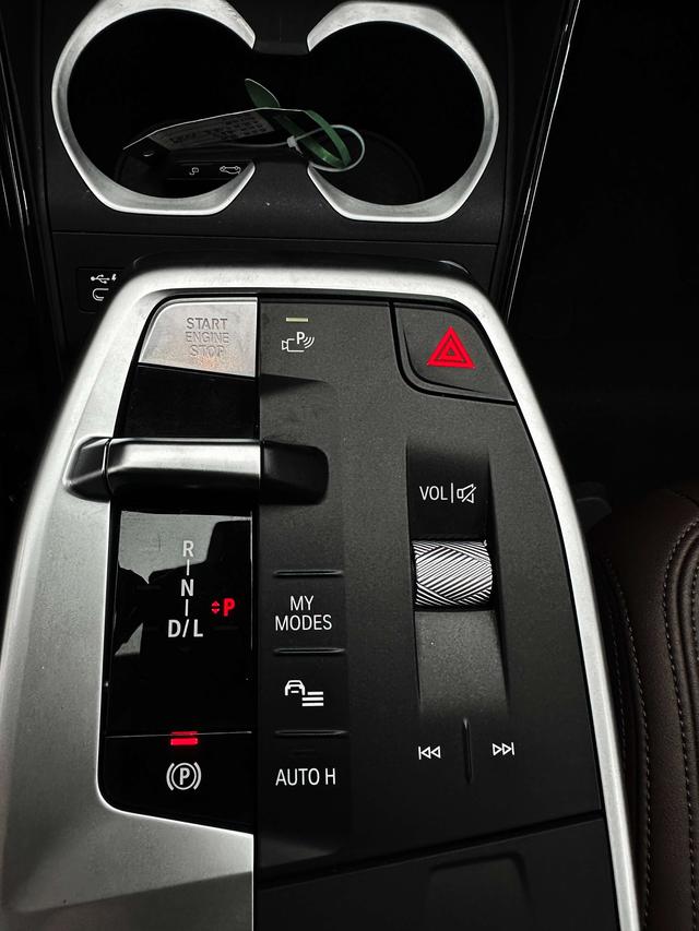 BMW X1 2023, фото 12
