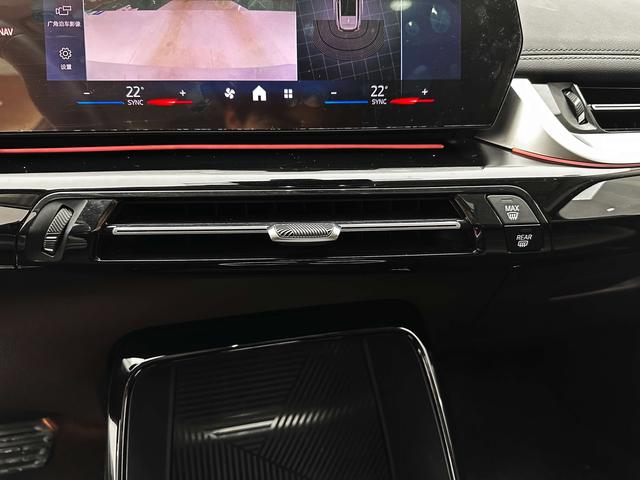 BMW X1 2023, фото 13