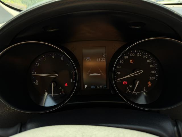 Toyota C-HR 2022, фото 10