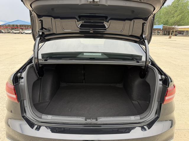 Volkswagen Lavida 2023, фото 16
