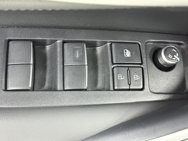 Toyota Corolla 2021, фото 16