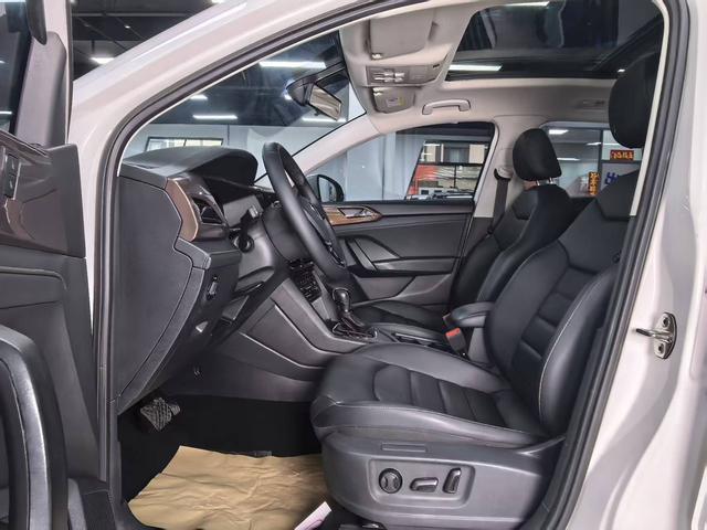 Volkswagen Tayron 2022, фото 8