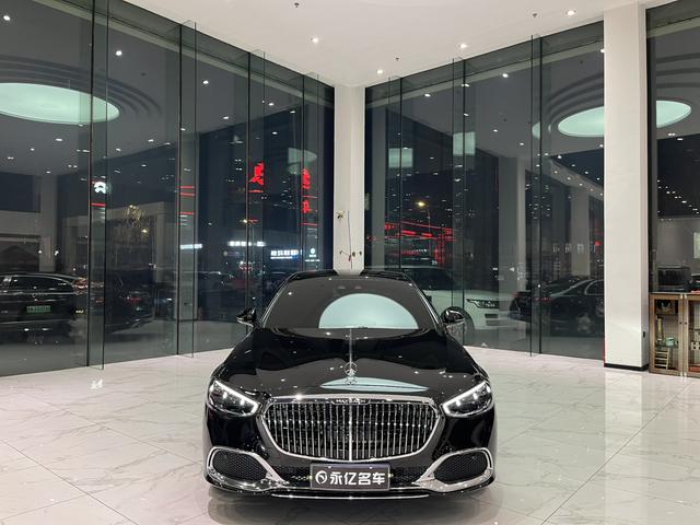 Mercedes-Benz Maybach S-Class 2024, фото 2