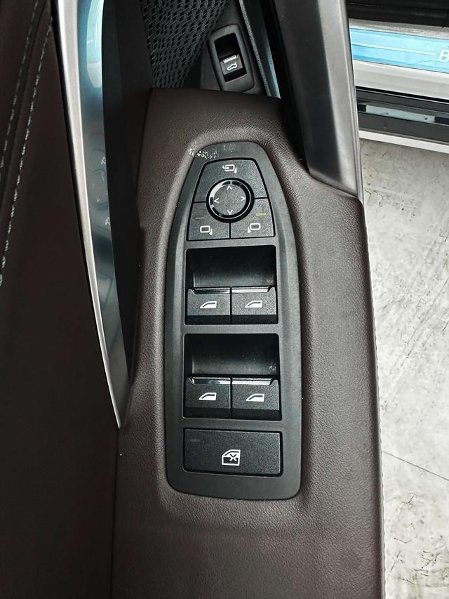 BMW X1 2023, фото 16