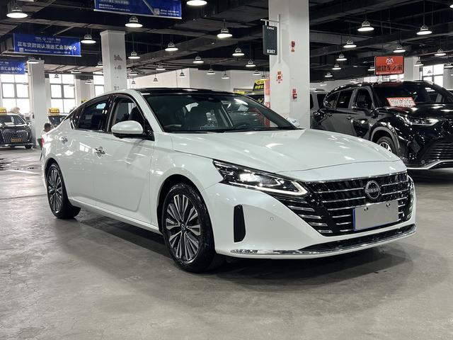 Nissan Teana 2025, фото 3