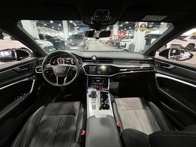 Audi A6L 2022, фото 4