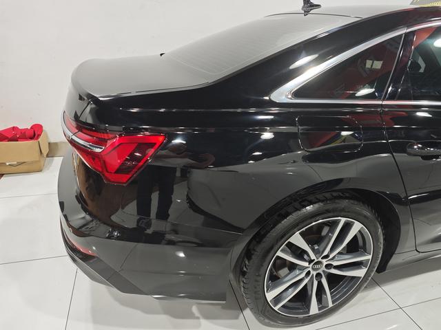 Audi A6L 2022, фото 9