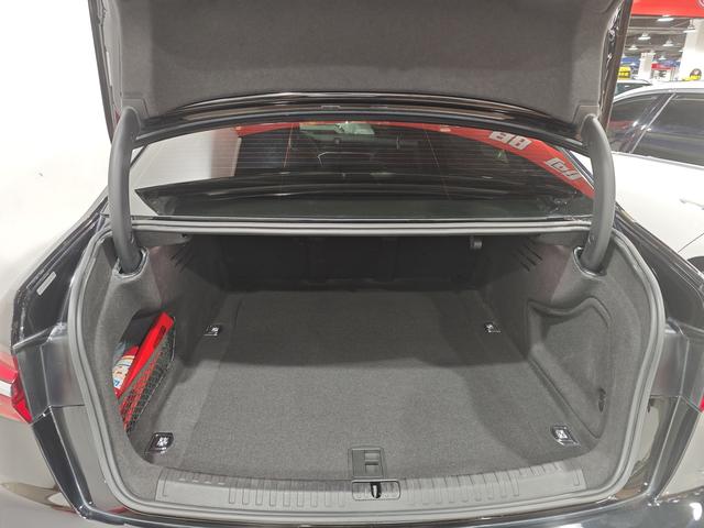 Audi A6L 2022, фото 11