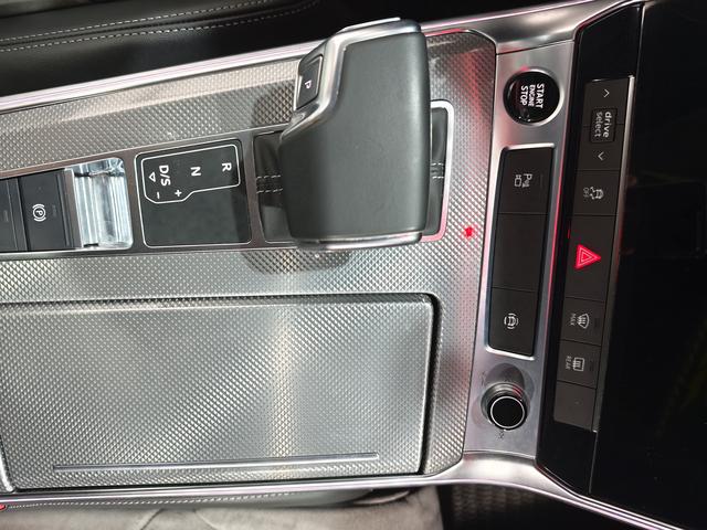 Audi A6L 2022, фото 13