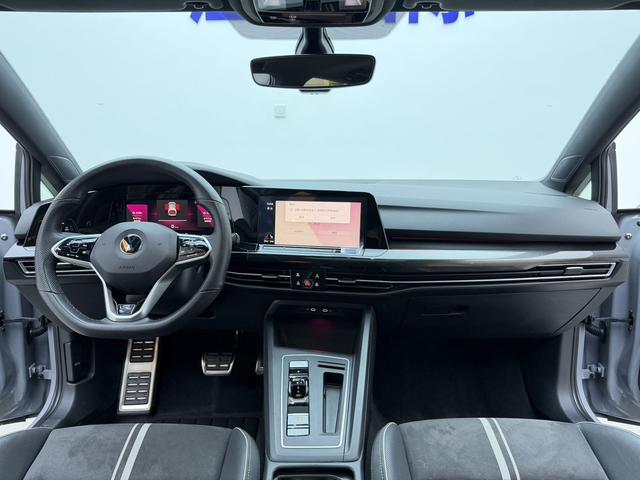 Volkswagen Golf 2023, фото 15