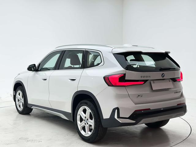 BMW X1 2023, фото 4