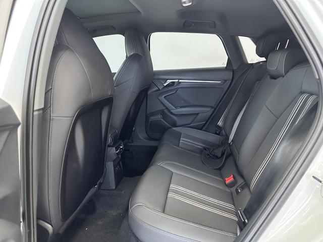 Audi A3 2023, фото 15