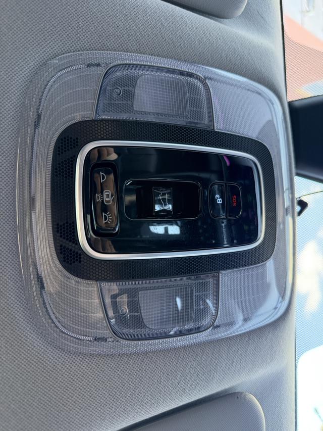 Hyundai Elantra 2023, фото 16
